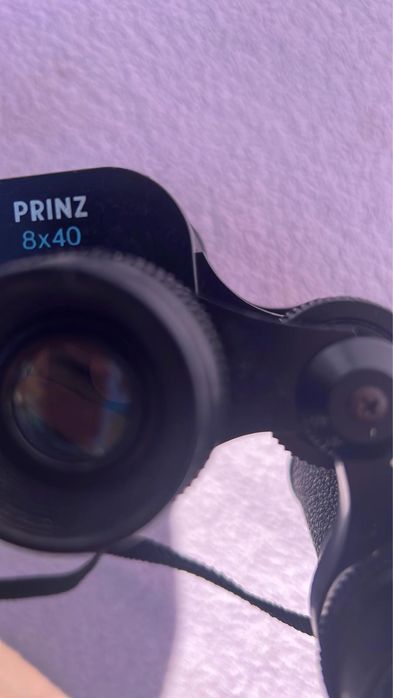 Binoclu 8x40 detaliile se vad in poze