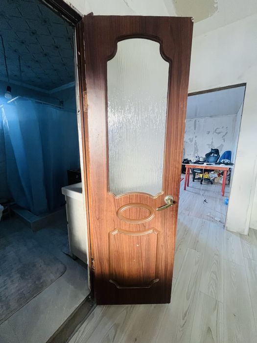 Есік сатылады