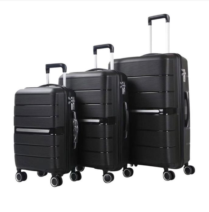 Чемоданы Пластиковые ударопрочные