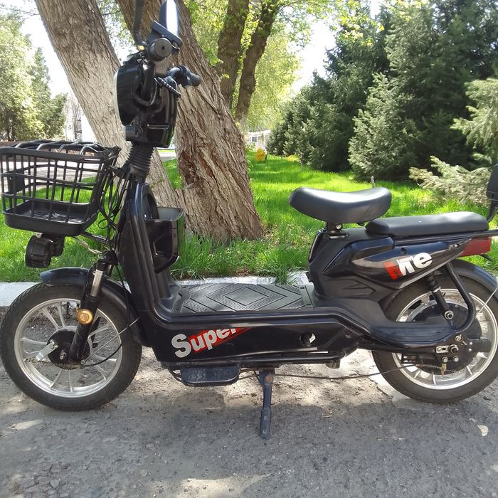 Электрический скутер