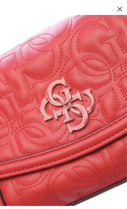 Чисто нова чанта Guess