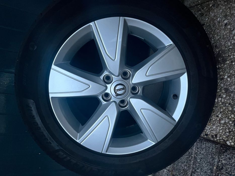 Jante Volvo XC40 anvelope vara 235/60R17 17”