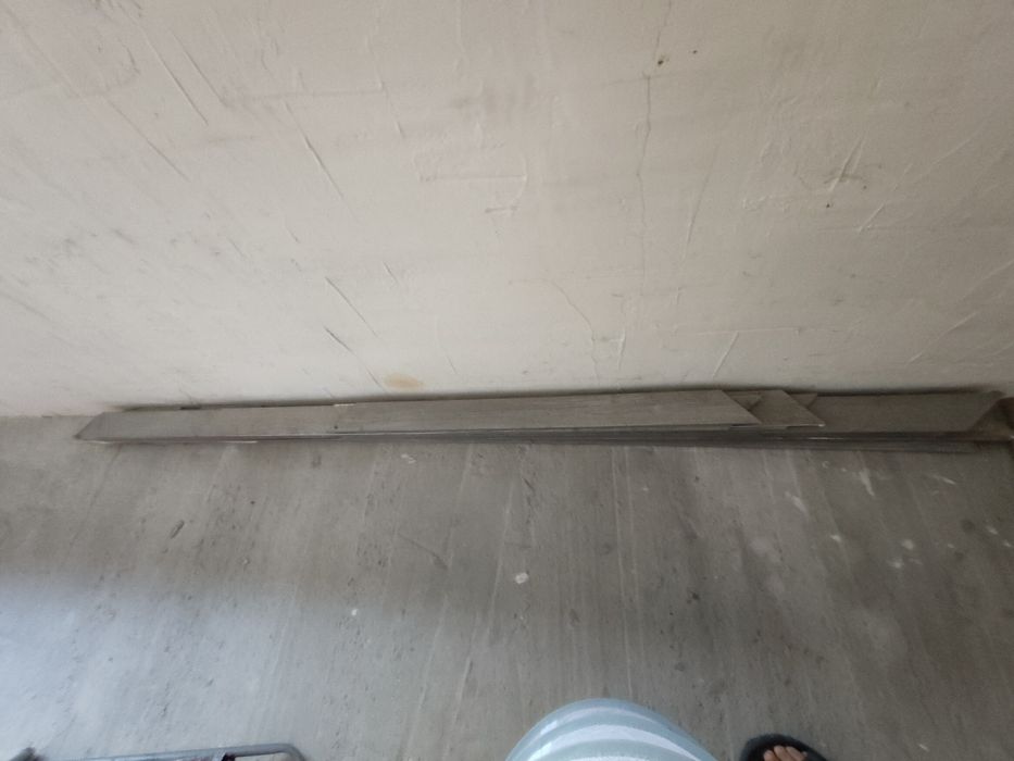 Продам дверь 200*90, хорошая плотная дверь