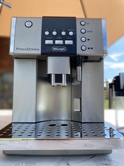 Espressor Automat Delonghi PrimaDonna
