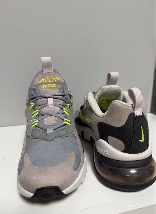 Nike Air Max 270 React