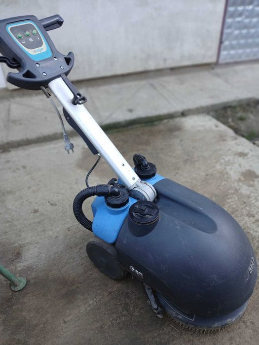 Mașină de spălat pardoseli FIMAP GENIE E – stare excelenta
