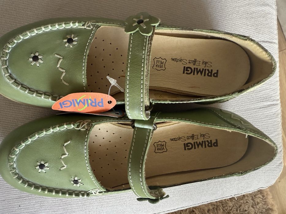 Обувки за момиче Primigi 33 номер