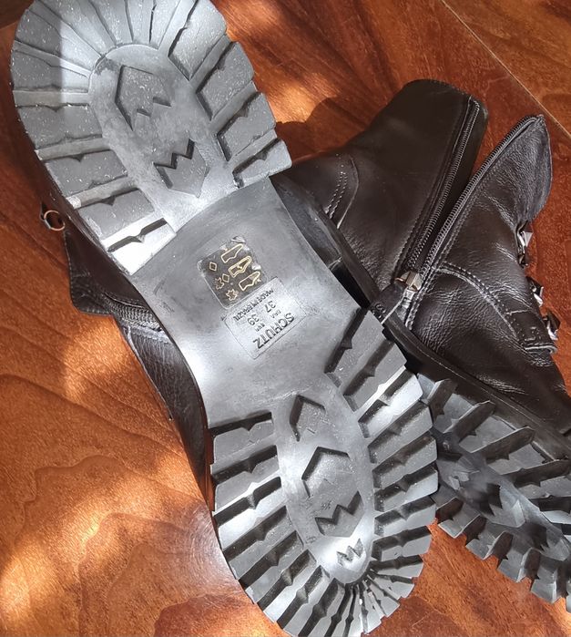 Bocanci de piele Schutz