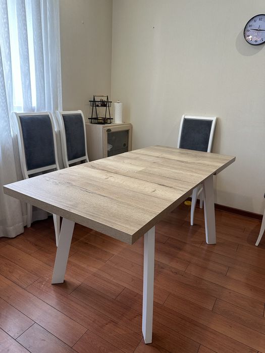 Кухонный стол новый