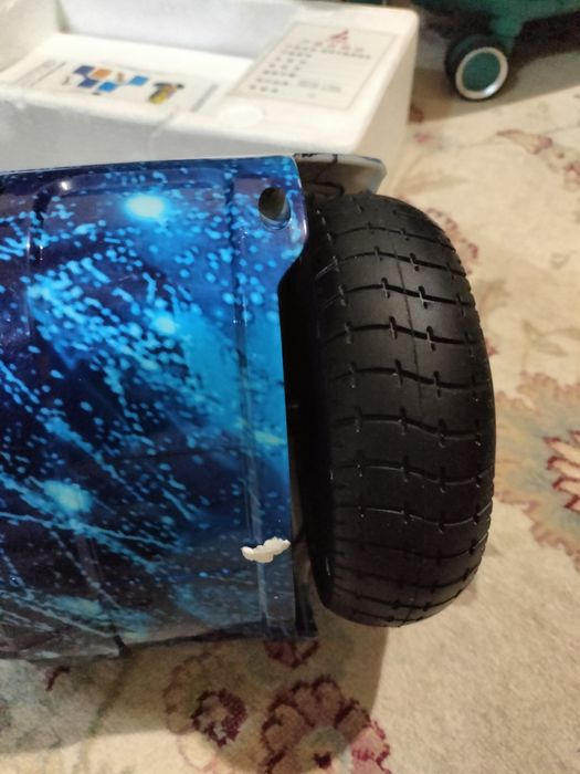 Продам не рабочий гироскутер!