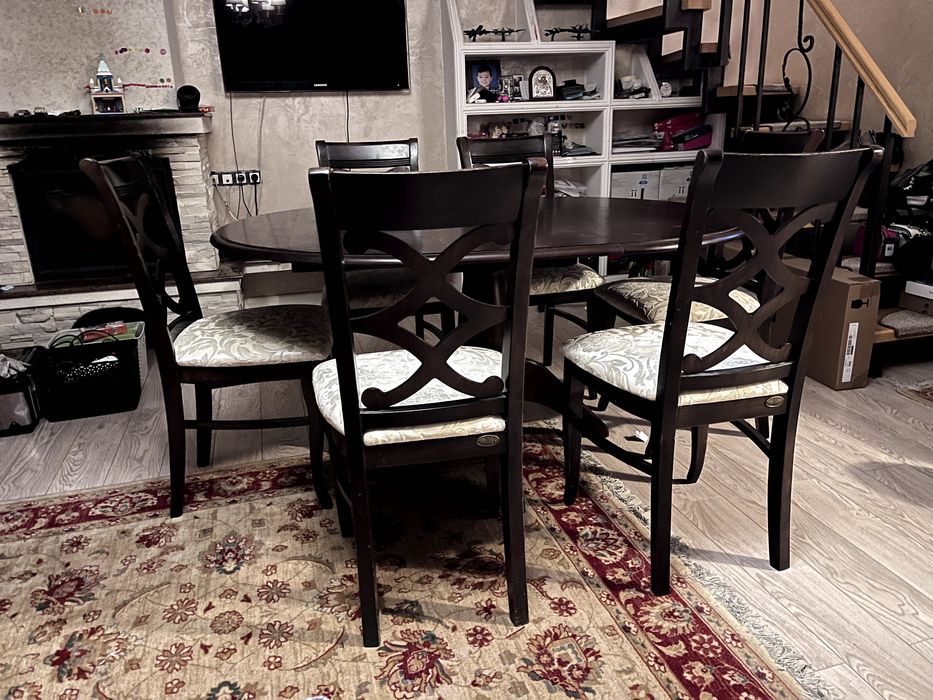 masa extensibila și 6 scaune lemn masiv MARO inchis