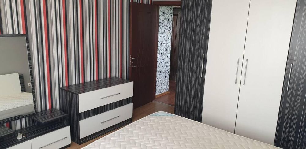 Дава се под наем Тристаен апартамент в Бургас, Сарафово - 105 кв.м за 612 € - Снимка #3