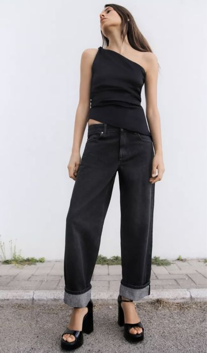 Нови Топове  с етикети Зара/Zara