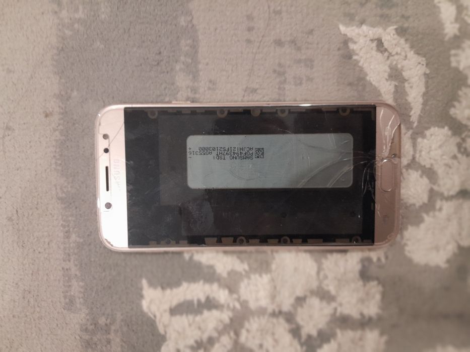 Продам samsung j7 на запчасти