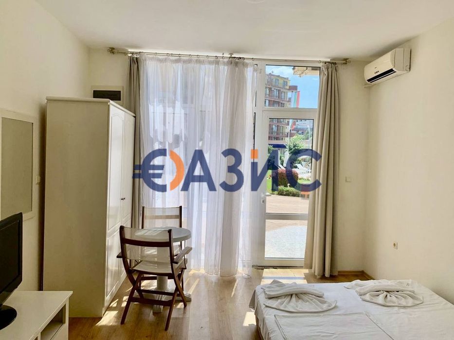 Продава се Едностаен апартамент в к.к. Слънчев бряг - 52 кв.м за 1018 €/кв.м - Снимка #10