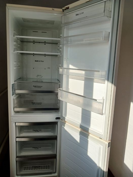 Продается холодильник