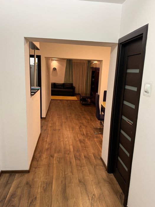 Apartament de închiriat