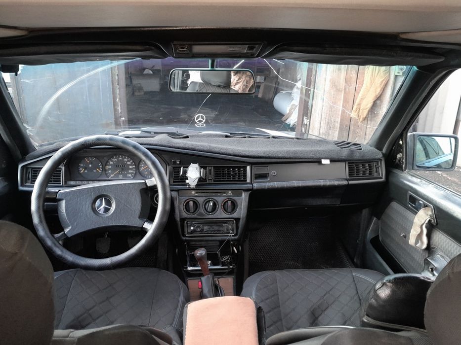 Продам мерседес 190