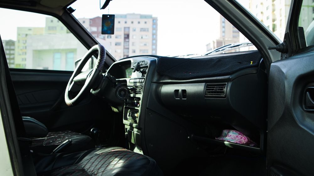 Машина лада ваз 2114