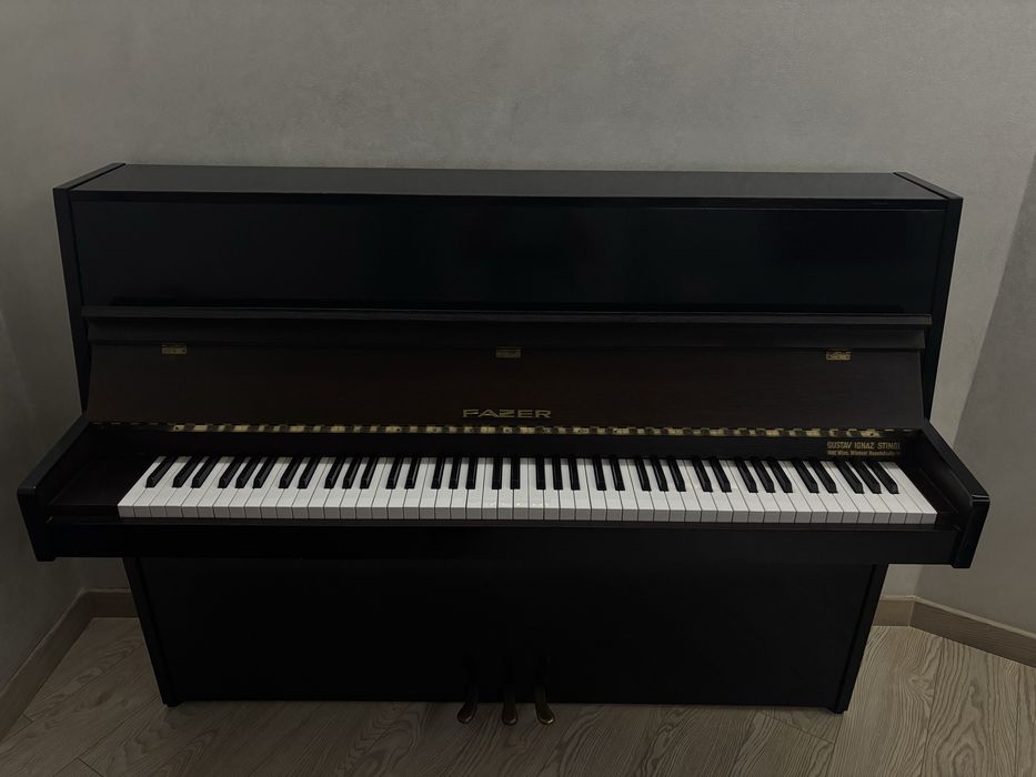 Pian / Pianino Fazer (Mecanică Renner) – Stare Foarte Bună / Fabricat în Finlanda