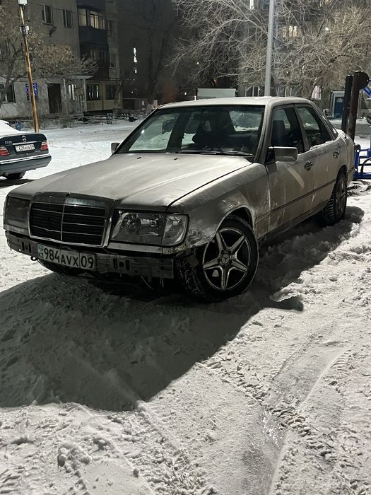 Продам мерс 124