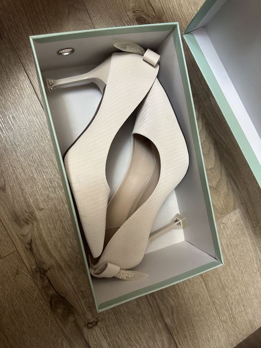 Срочно продам нежные каблуки