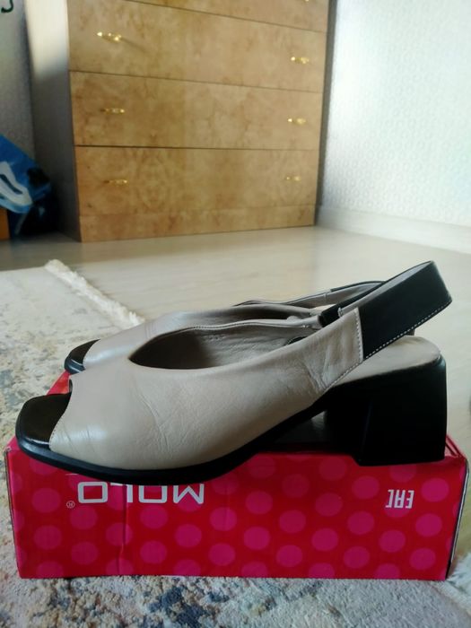 Туфли женские