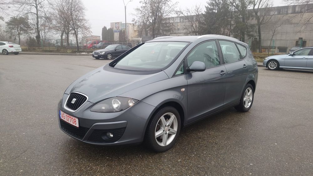 Vând Seat Altea XL 1, 6 d