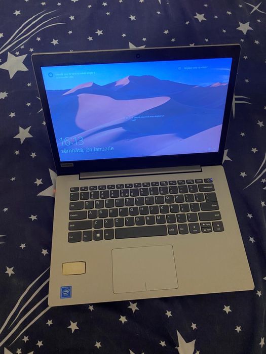Lenovo IdeaPad cu incarcator si racitor
