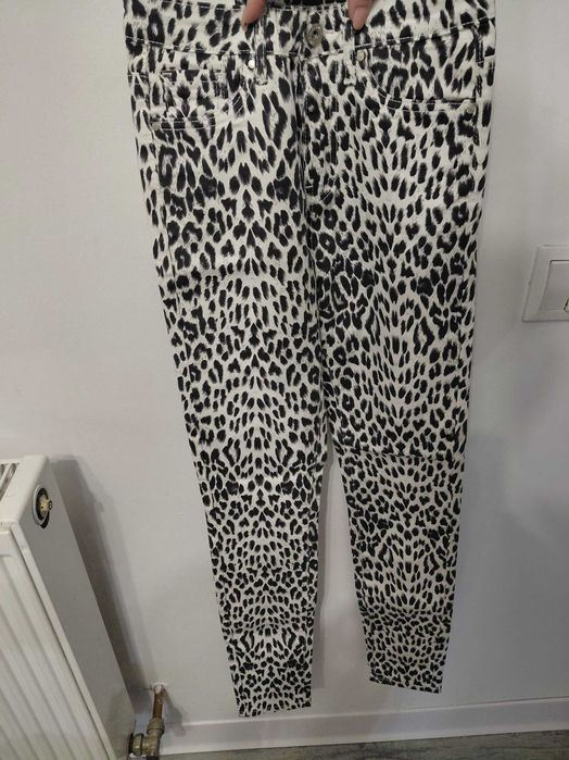 Pantaloni   dama  marimea 26