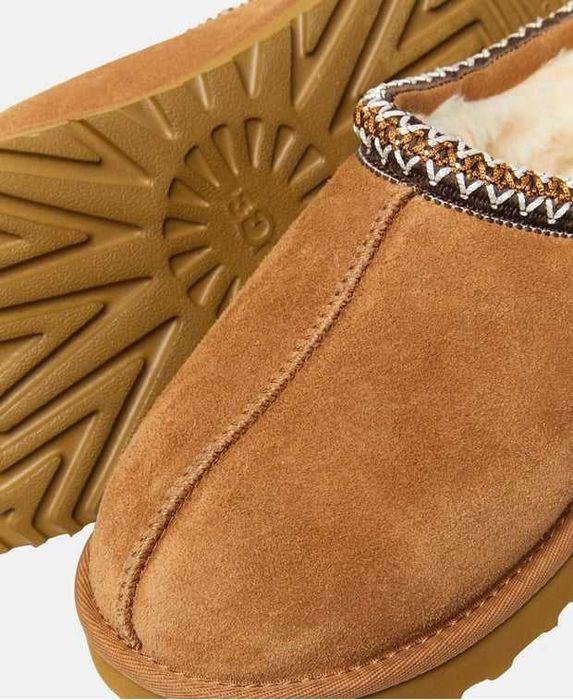 UGG       обувки