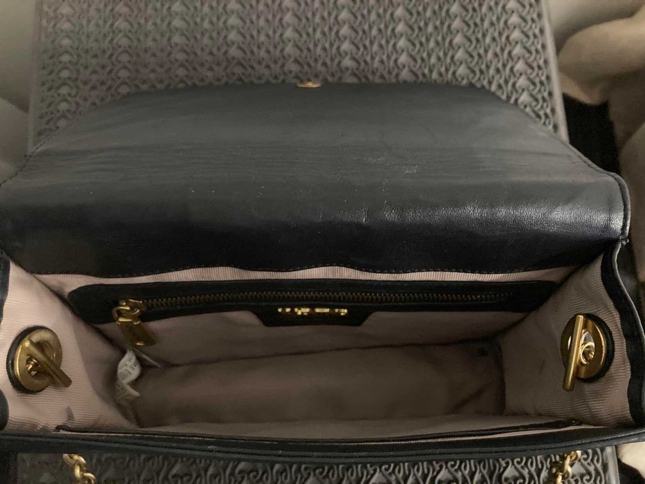 Дамска кожена чанта Valentino