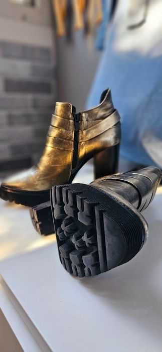 Cizme Musette, Cristhelene B, nr.40, super-usoare si ft confortabile