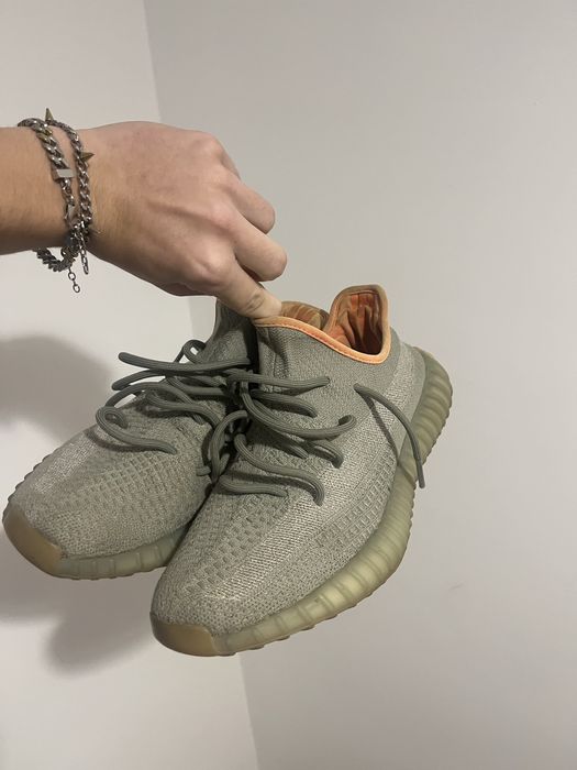 Yeezy 350 v2 Desert Sage