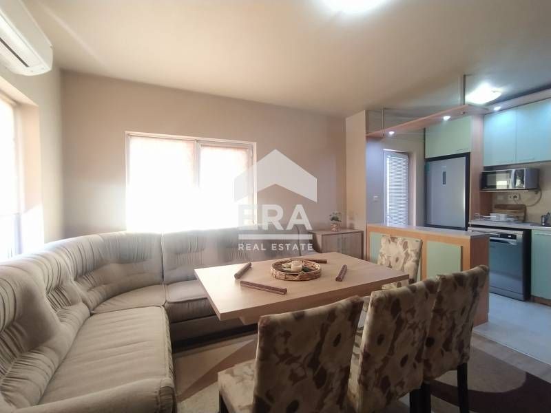 Дава се под наем Двустаен апартамент в Варна, Операта - 60 кв.м за 614 € - Снимка #2