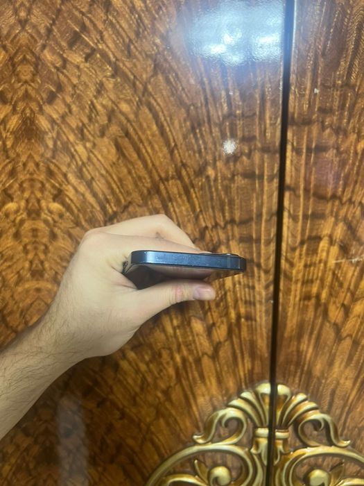 Продам IPhone 13 128gb 85%