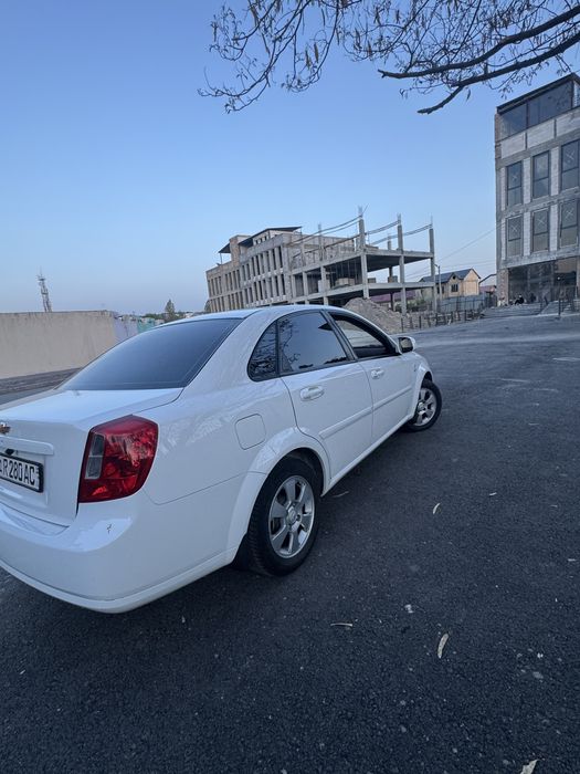 Lacetti Gentra 2022 sotiladi