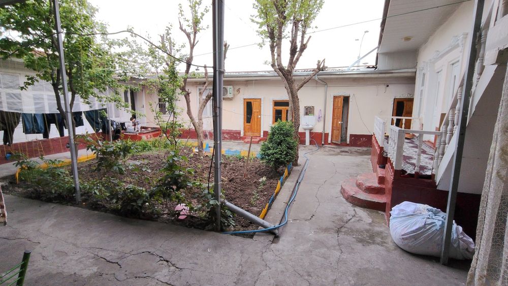 Samarqand Darvoza maxalasi 3.8 sotx hovli sotiladi 1 chi Linya.