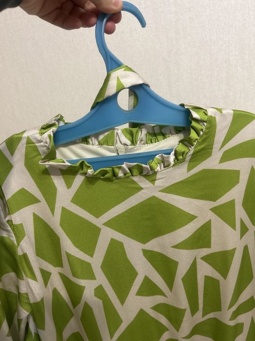 Әдемі ұзын көйлек