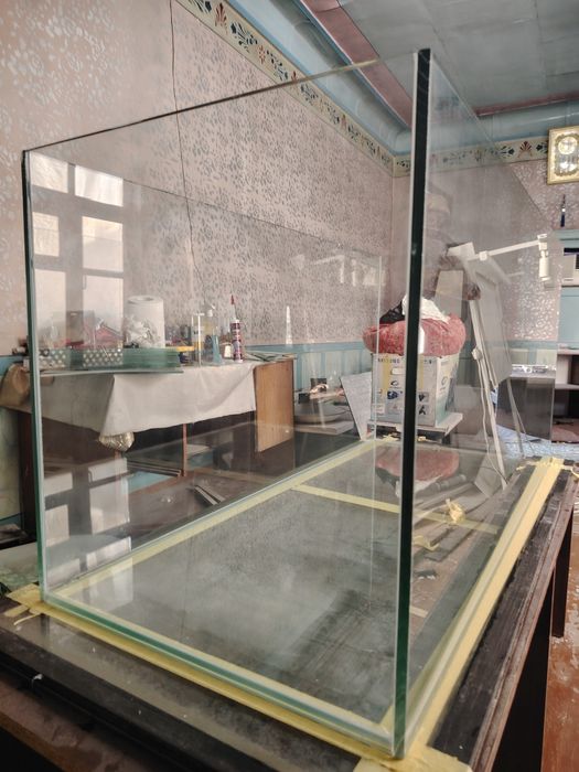 Аквариум новый на 300литров