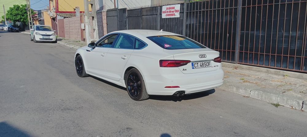 Vând Audi A5 F5 Matrix