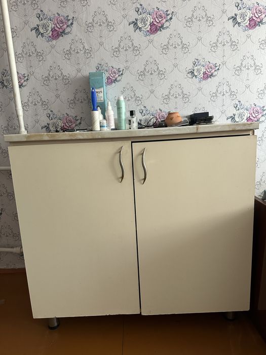 Тумбочка, комод