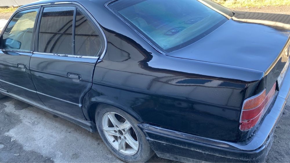Продам bmw е34 на ходу