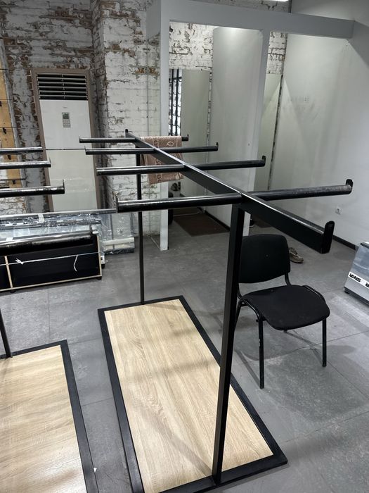 Стенды для одежды