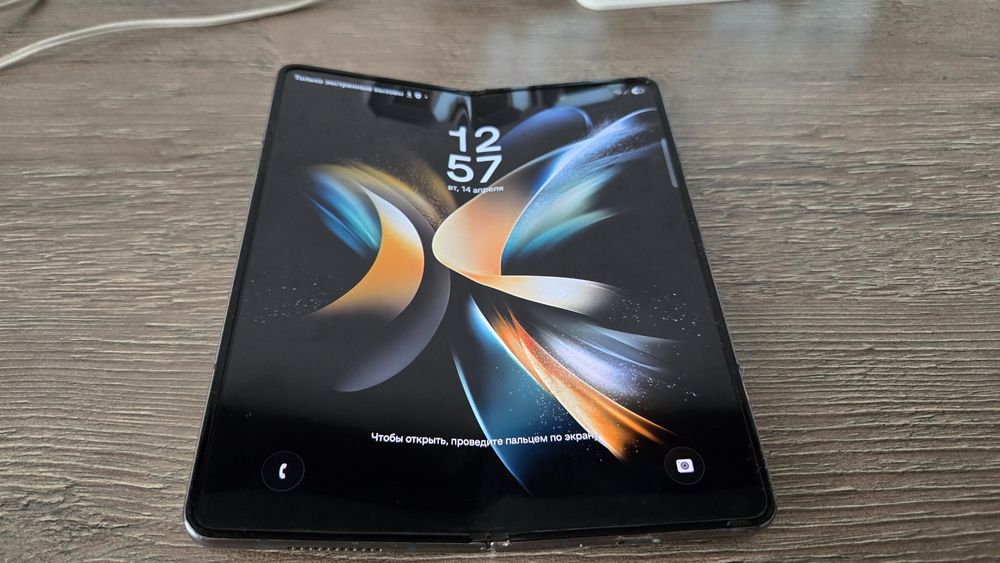 Samsung Galaxy   fold 4