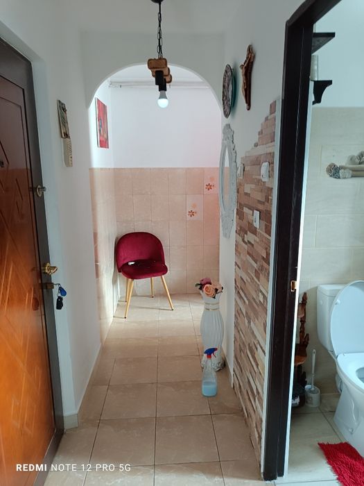 Vând apartament cu o camera