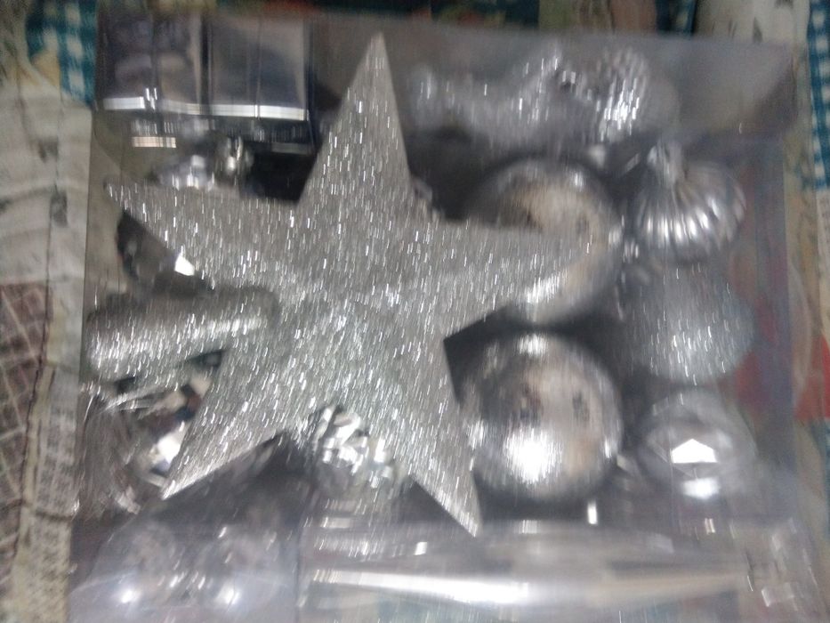 Globuri pentru pomul de Craciun