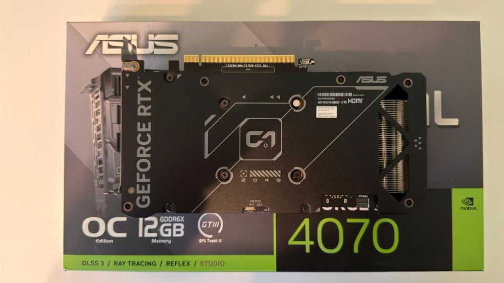 NVIDIA GeForce RTX 4070 ASUS Dual OC - Garanție PC Garage - Impecabila