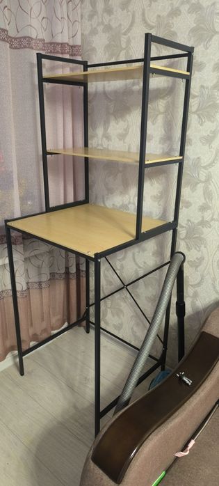 Стеллаж над стиральной машиной .