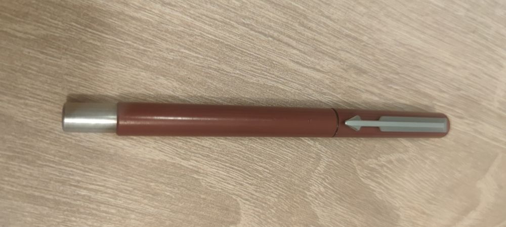Pix Roller Parker culoare visinie